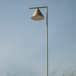 Captain Flint Outdoor H 1537 mm Brass Finish/Grey Lava